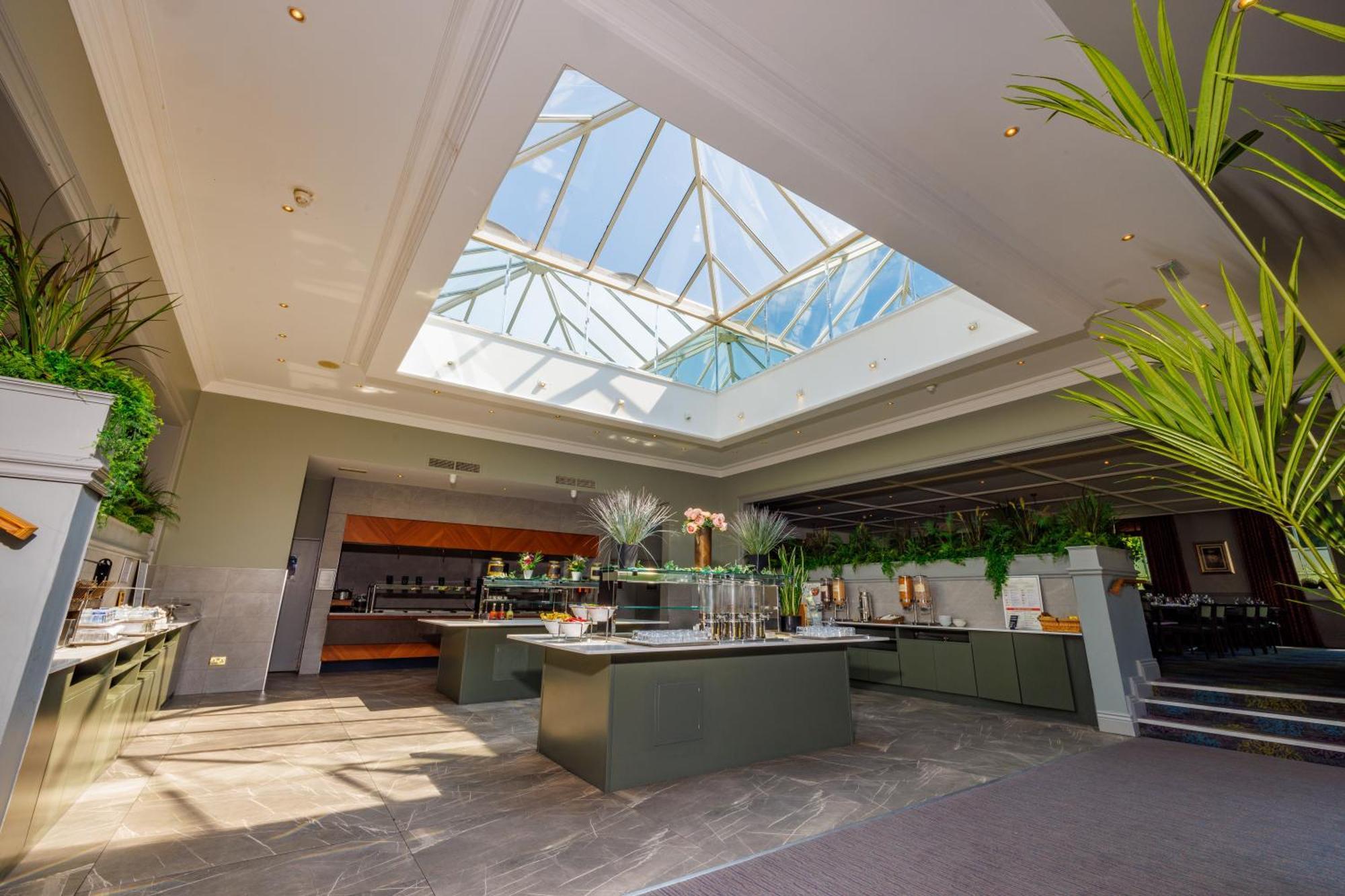 Mount Wolseley Hotel Spa & Golf Resort Тълоу Екстериор снимка