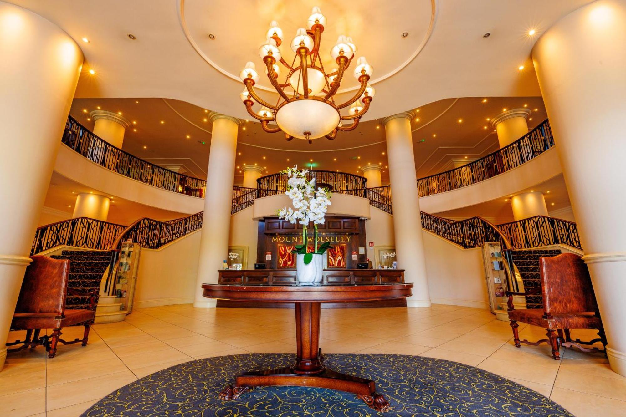 Mount Wolseley Hotel Spa & Golf Resort Тълоу Екстериор снимка