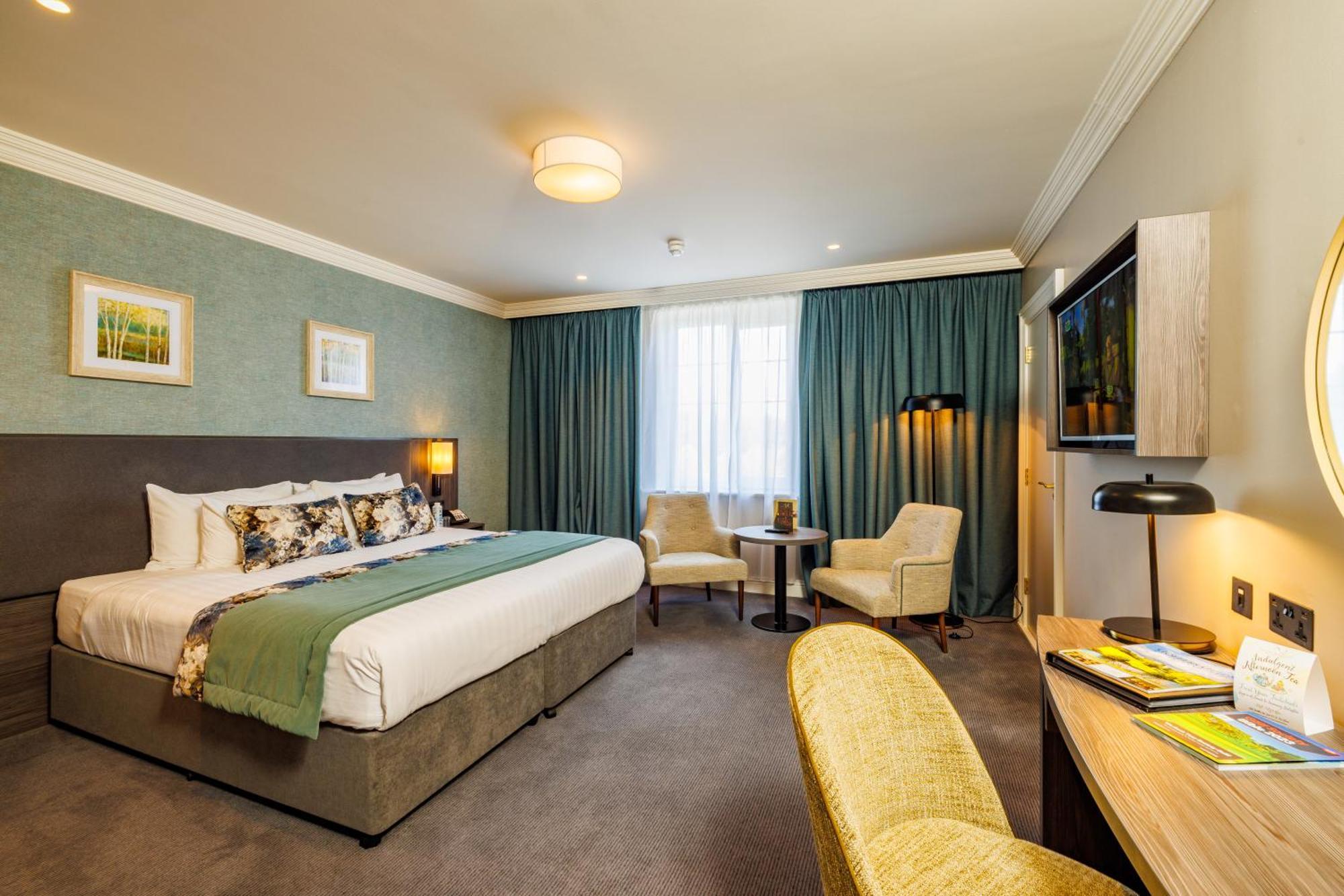 Mount Wolseley Hotel Spa & Golf Resort Тълоу Екстериор снимка